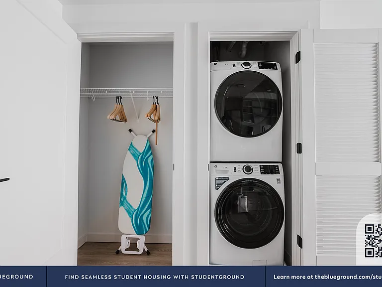 Washer/Dryer in Apartment