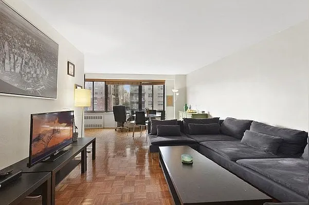 Rented by Casa Blanca Real Estate | media 6