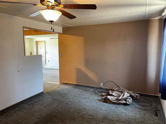 3rd image of 504 Keller Dr