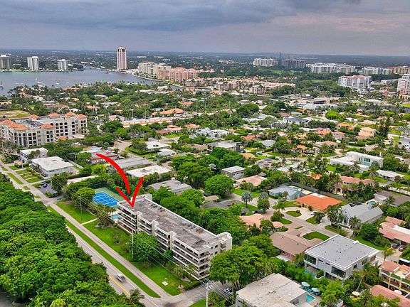 5th image of 277 N Ocean Boulevard #3010