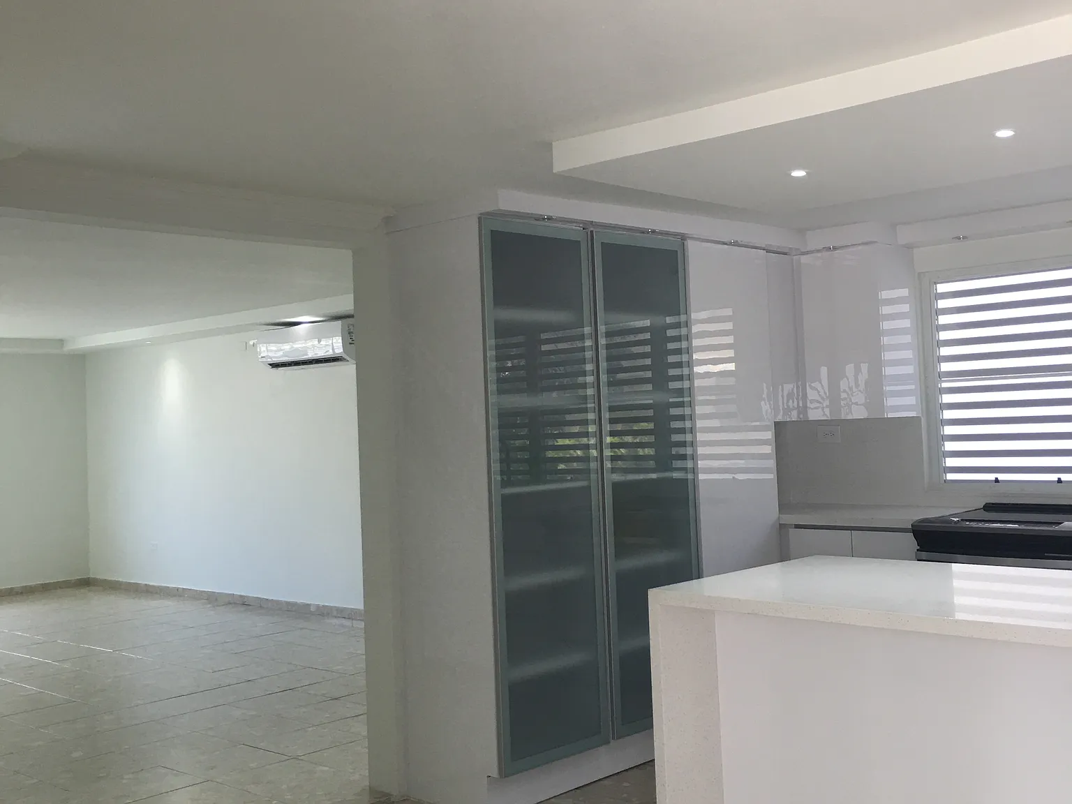 2 bed, 2.5 bath, $2,500 — Photo 1