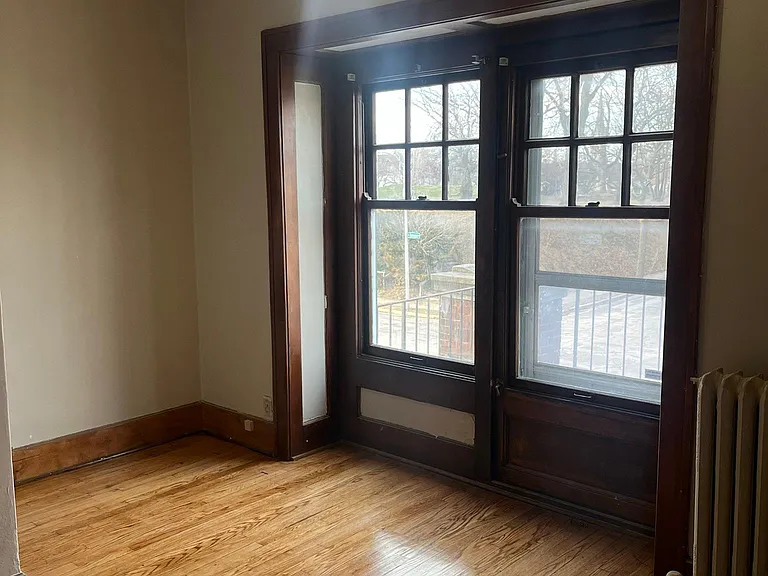 2135 W Juneau Ave — Photo 3