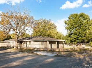 687 W Pyron Ave, San Antonio, TX 78221