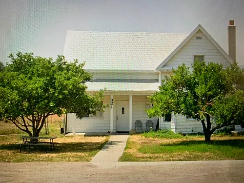 321 N Main St Photo 1