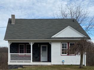 106 Crossridge Rd, Charleroi, PA 15022