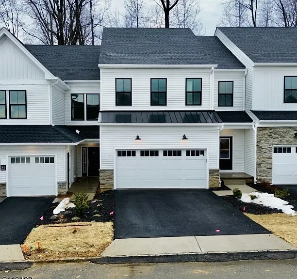 26 Arowana Rd — Photo 1