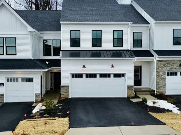 26 Arowana Rd, Randolph Twp., NJ 07869