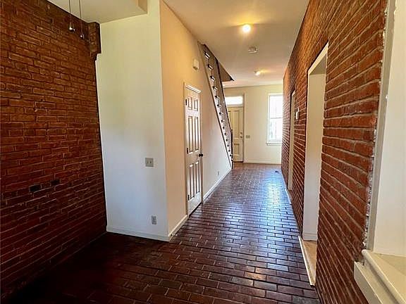 4th image of 1917 S 11th St