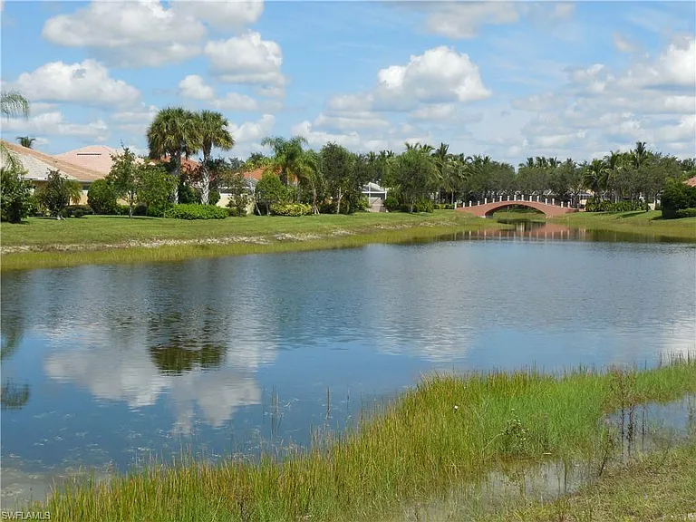 8539 Alessandria Ct — Photo 36