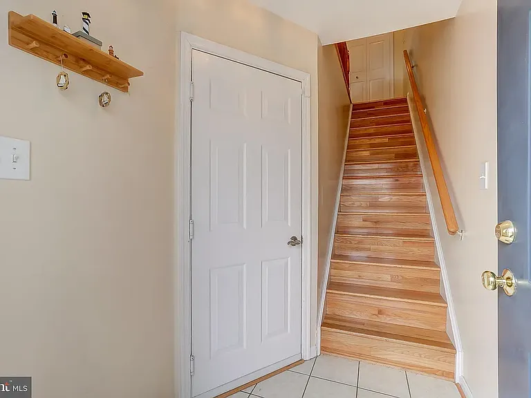 11707 Tumbrel Ct — Photo 4