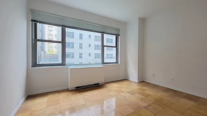 Rented by Weichert Manhattan Midtown | media 3