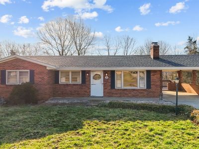 106 Hillside Rd, Hurt, VA, 24563