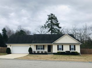 114 White Pine Dr, Raeford, NC 28376