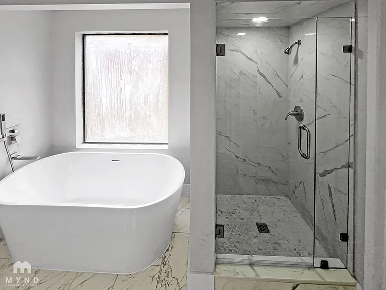 1215 Spring Lake Dr — Photo 20