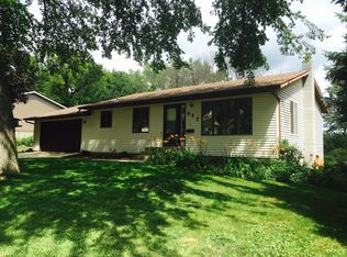 827 3rd Ave SW, Faribault, MN 55021