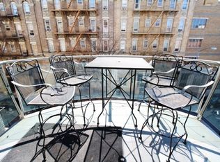 275 S 1st St, Brooklyn, NY 11211