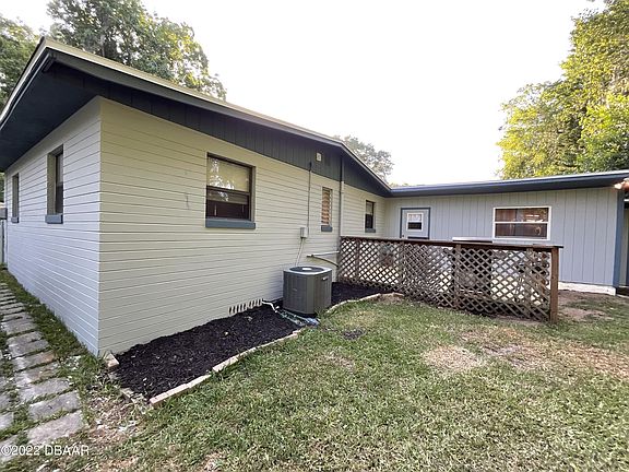4th image of 749 Terrace Ave