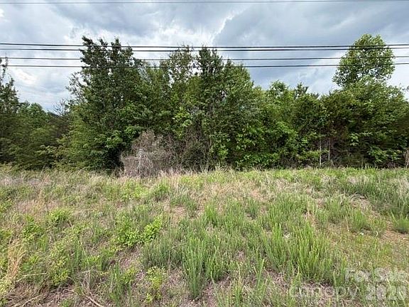 3rd image of 2049 Old Shelby Rd