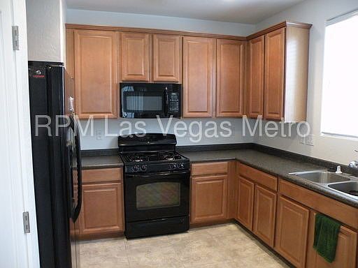 3rd image of 8176 Cape Ito Ct