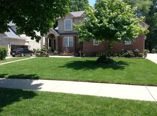 8206 Pickering Pl, Westland, MI 48185