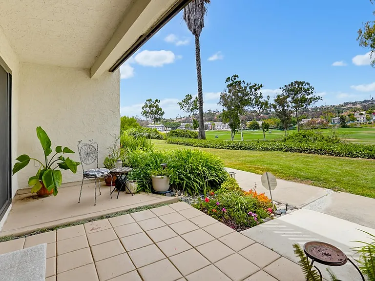 2508 Navarra Dr #403 — Photo 34