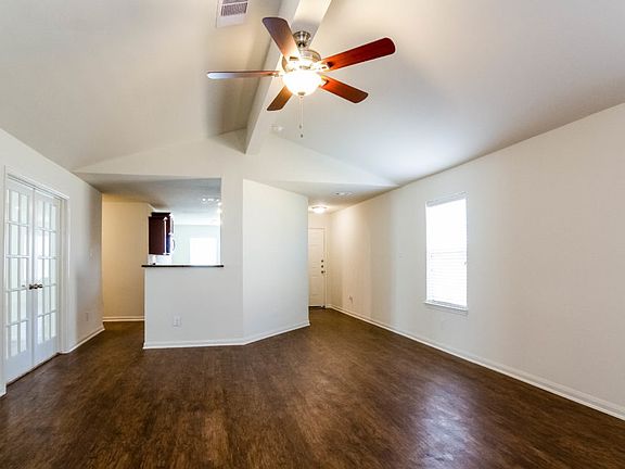 5th image of 2330 Oyster Bay Ave