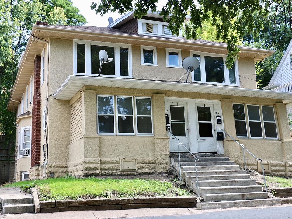 Fourplex.