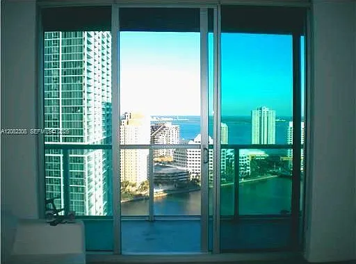 500 Brickell East Condo — Photo 3