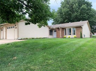 1406 W Stone Blvd, Raymore, MO 64083