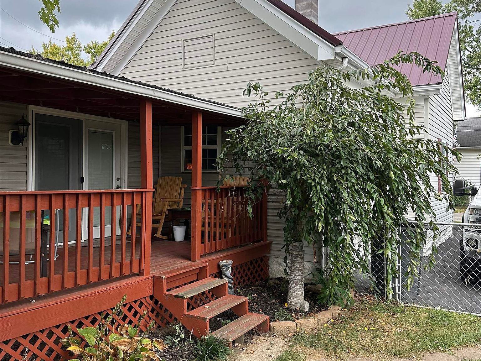 615 W 18th St, Connersville, IN 47331 Zillow