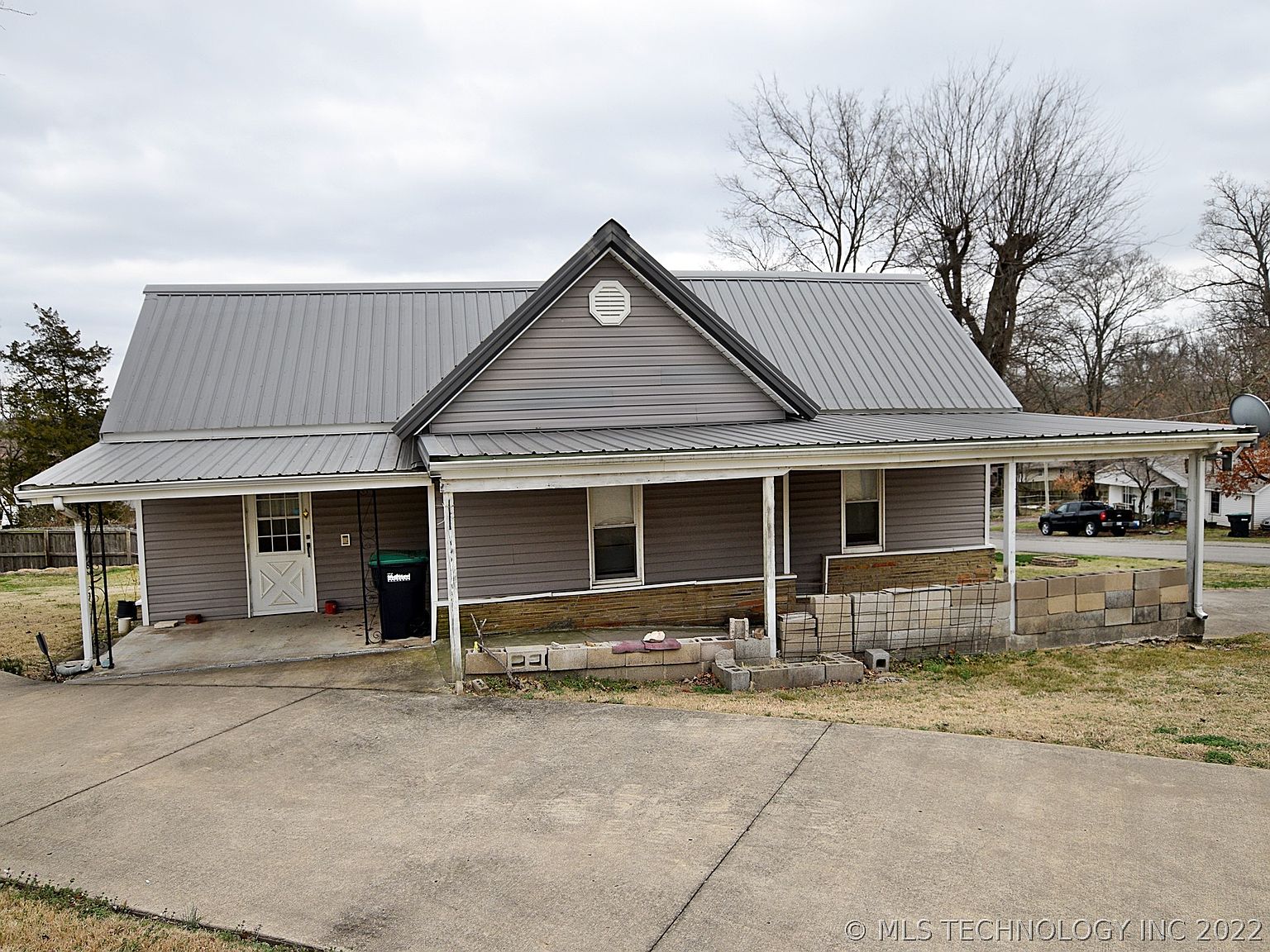 424 W Chickasaw St, Tahlequah, OK 74464 Zillow