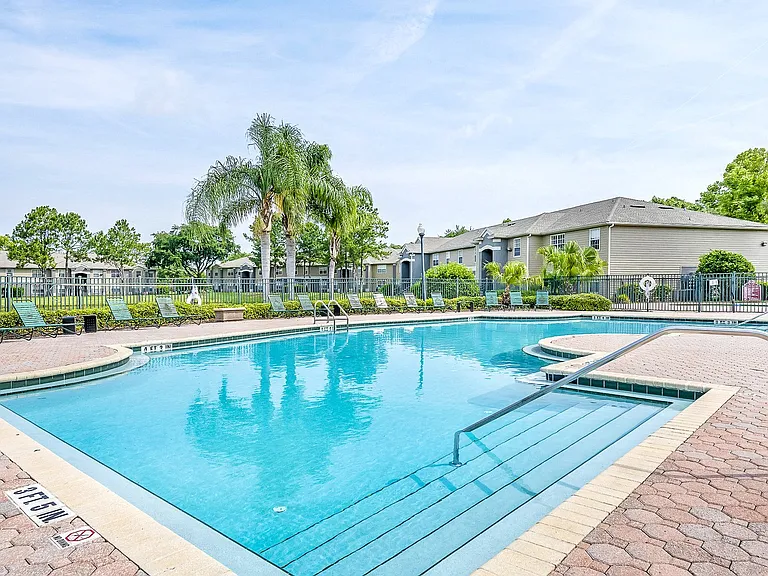 Whispering Pines Apartments — Photo 7