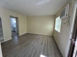 827 U St #F, Sacramento, CA 95818