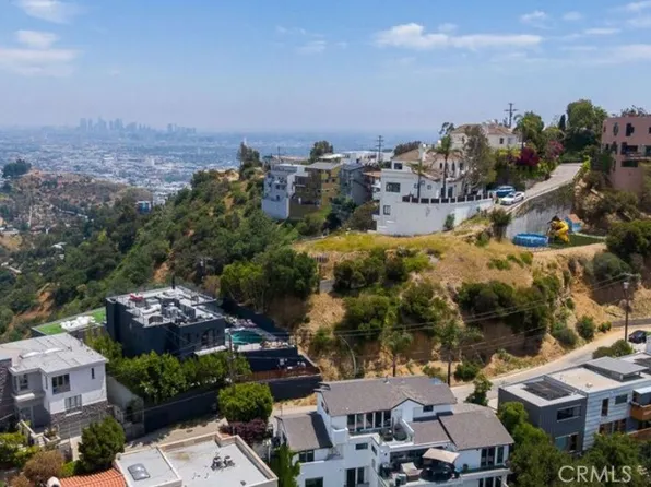 2152 Groveland Dr #61, Los Angeles, CA 90046