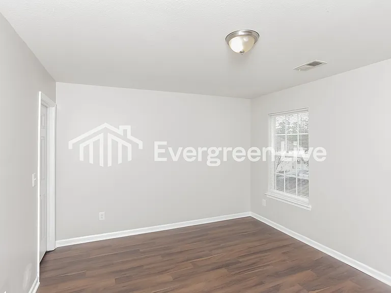 142 Cattle Baron Ln — Photo 11
