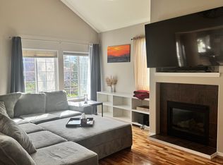 5112 Wood Hall Dr, Anchorage, AK 99516