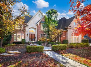 1004 Sylvan Cir, Naperville, IL 60540
