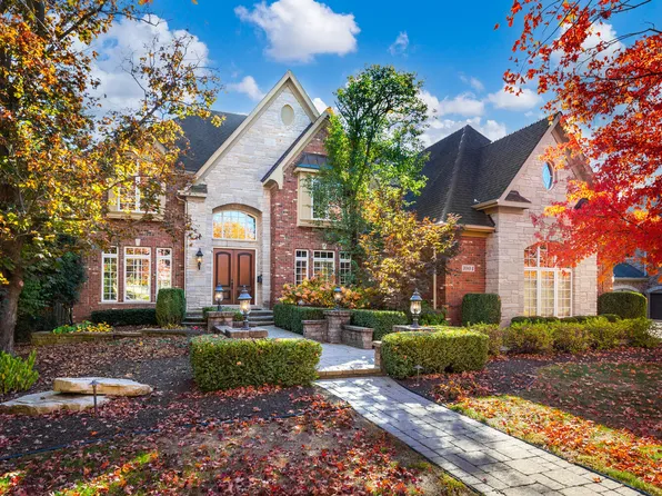 1004 Sylvan Cir, Naperville, IL 60540