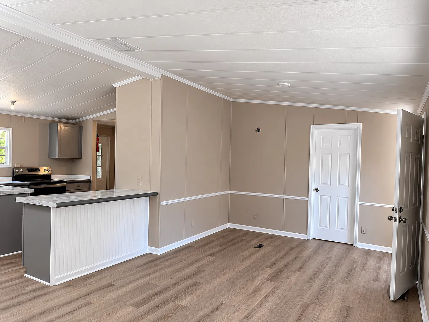 5037 Picklesimer Rd — Photo 3