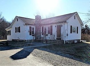 15 L Stevens Rd, Charlton, MA 01507