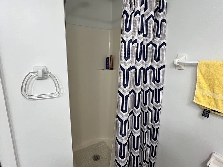 1105 Brafforton Dr — Photo 25