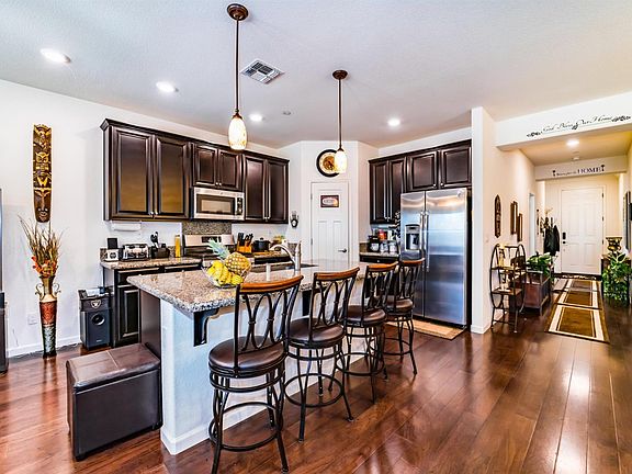 3rd image of 9433 Vino Verde Ct