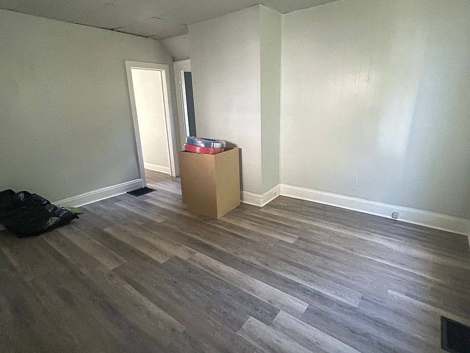 1st image of 506 Maple St #2