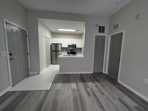 6137 Metrowest Blvd, Orlando, FL