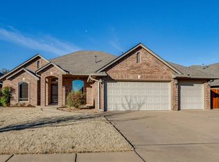 11421 N Stansbury Pl, Oklahoma City, OK 73162