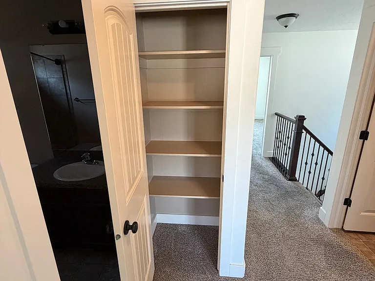 4 Arnold Dr — Photo 32