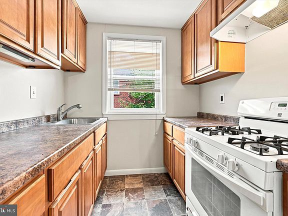 5th image of 9182 Ryerson Rd #2