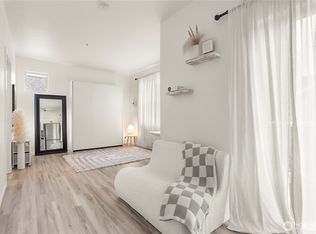 2840 SW Raymond St UNIT 303, Seattle, WA 98126