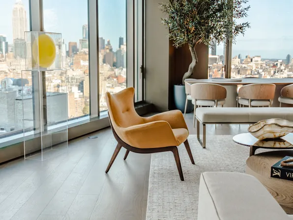 500 West 18th Street image 2 of 13