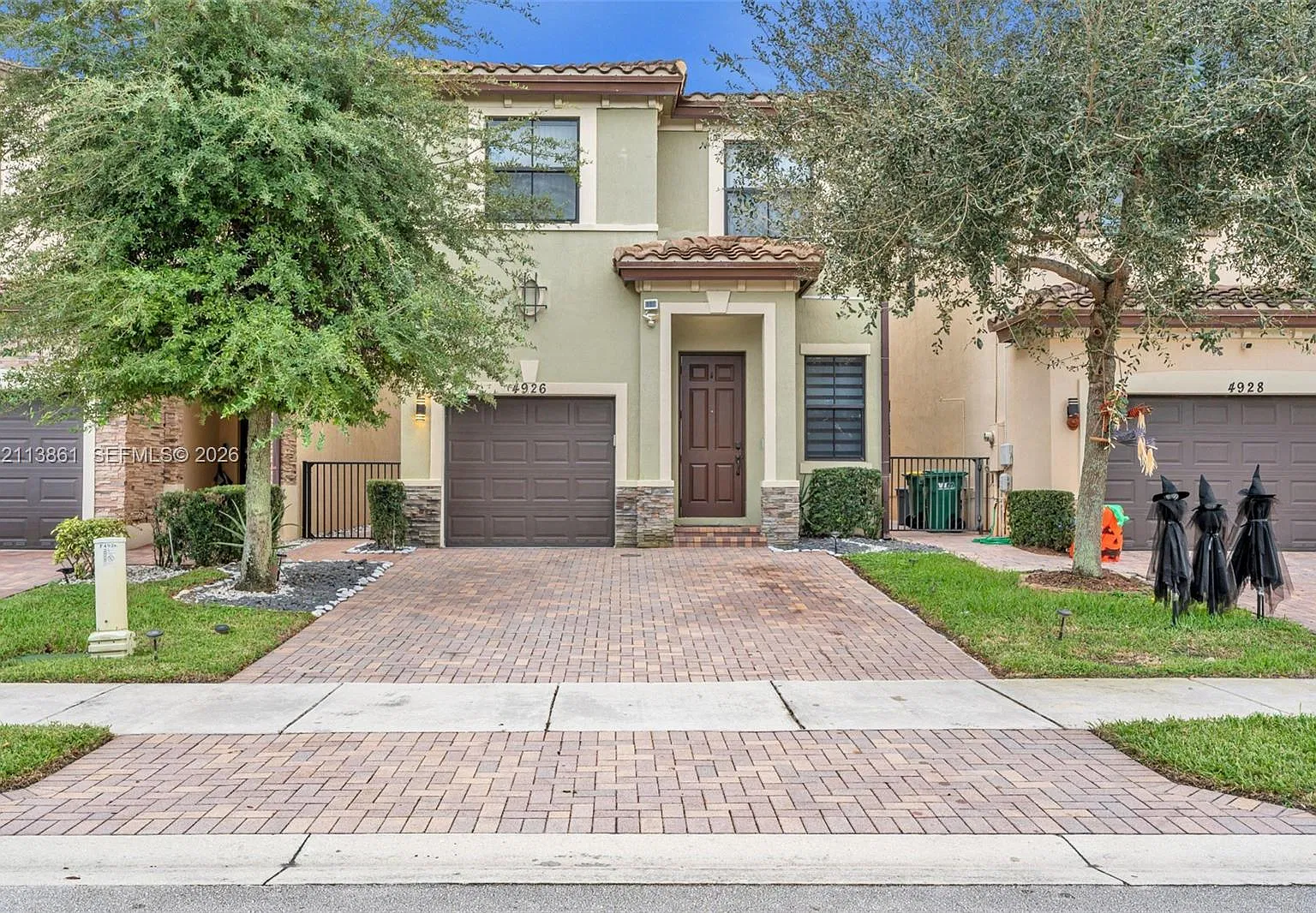 Sabal Palm By Prestige — Photo 1